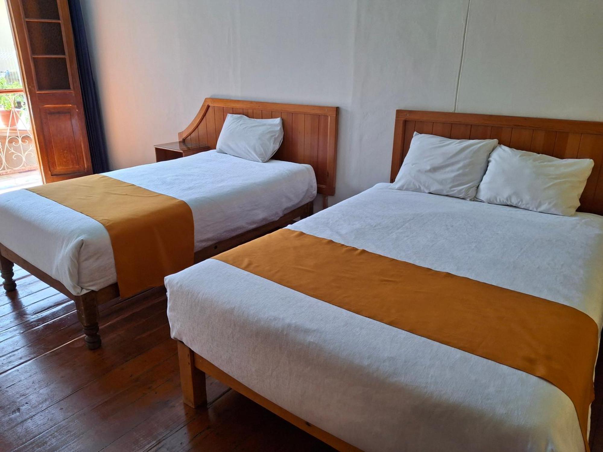 Hostal Lluvia De Oro Αρεκίπα Εξωτερικό φωτογραφία