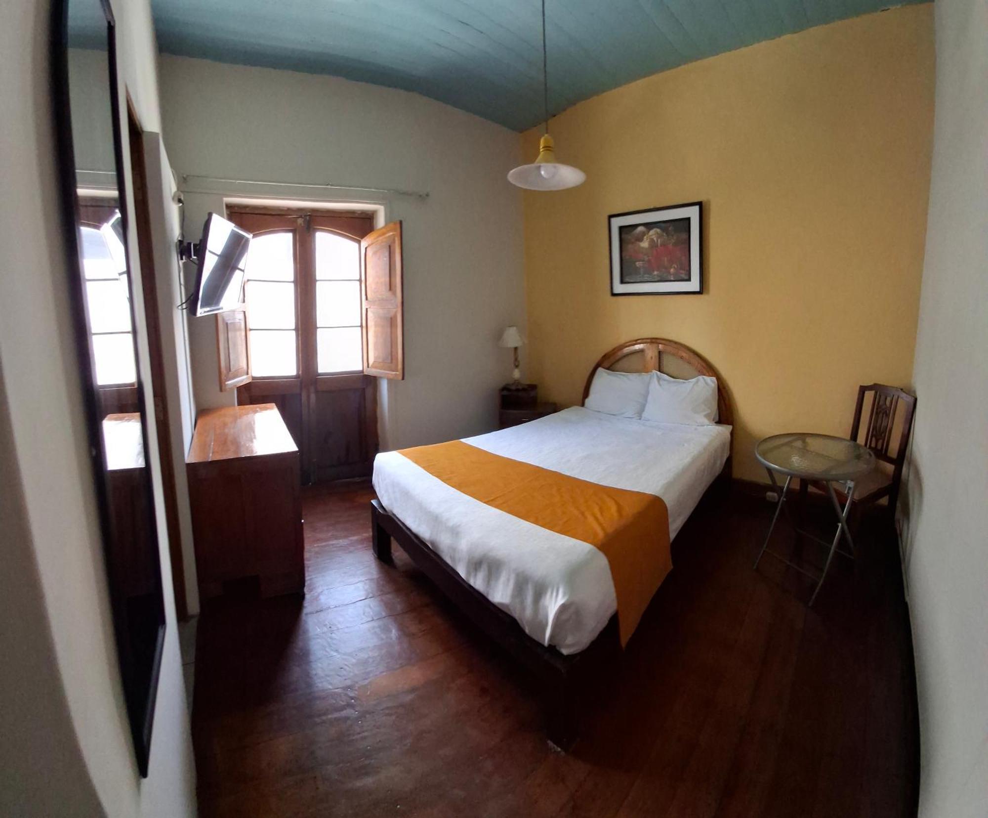 Hostal Lluvia De Oro Αρεκίπα Εξωτερικό φωτογραφία
