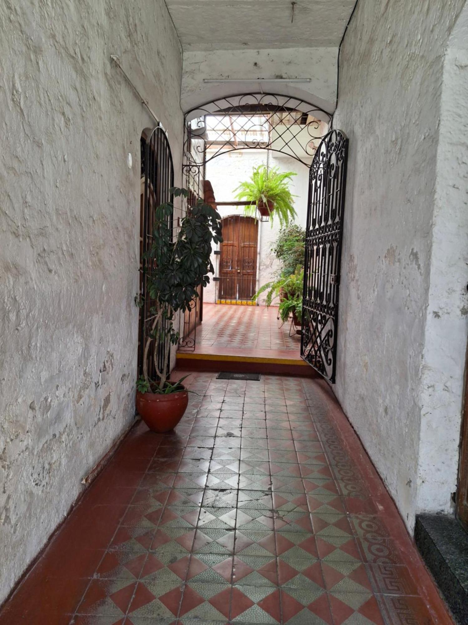 Hostal Lluvia De Oro Αρεκίπα Εξωτερικό φωτογραφία