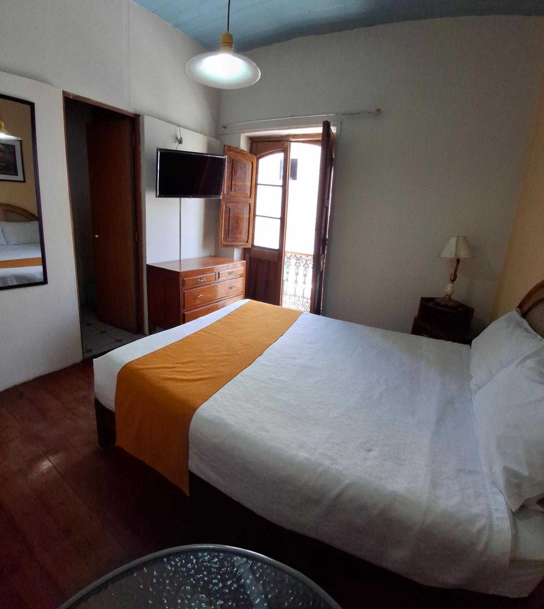 Hostal Lluvia De Oro Αρεκίπα Εξωτερικό φωτογραφία